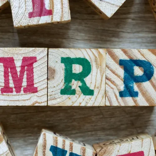 Qual è il ruolo dell’MRP fondamentale nella Pianificazione dei Fabbisogni Materiali (MRP)